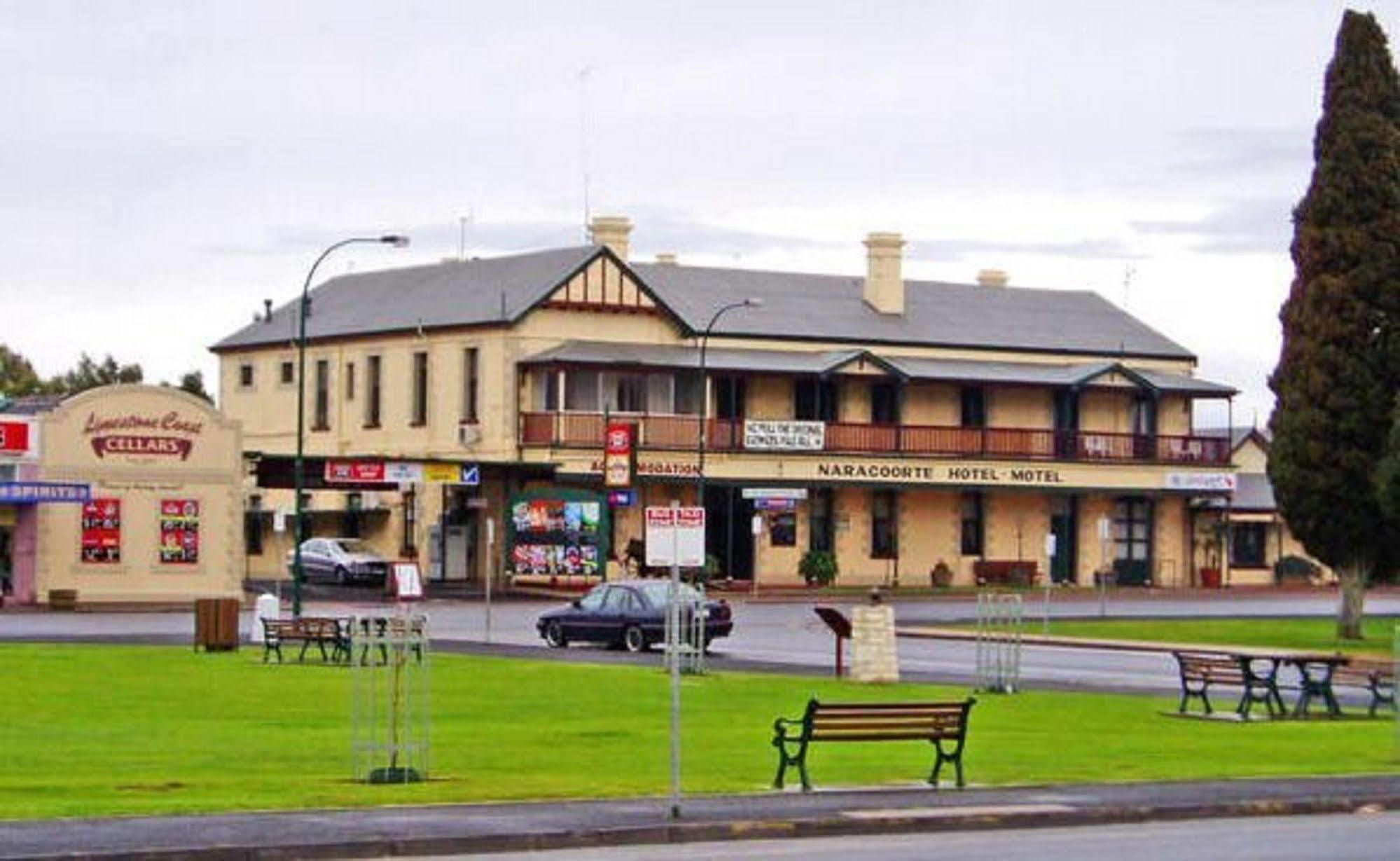 Naracoorte Hotel Motel Exterior photo